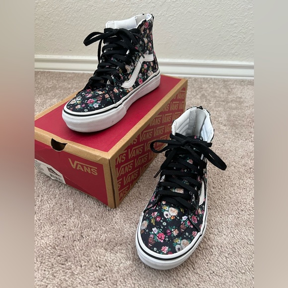 Old Skool Butterfly Floral Zipp Vans - Picture 5 of 10